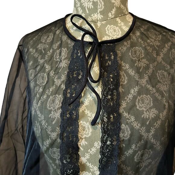 Vintage Black Sheer Lace Bell Sleeve Boudoir Jacket Pin Up Lingerie S/M - Picture 2 of 11